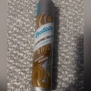 Batiste Beautiful Brunette Dry Shampoo - Brown